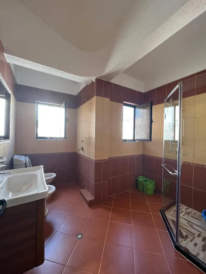 Red Rose Guest House 골렘