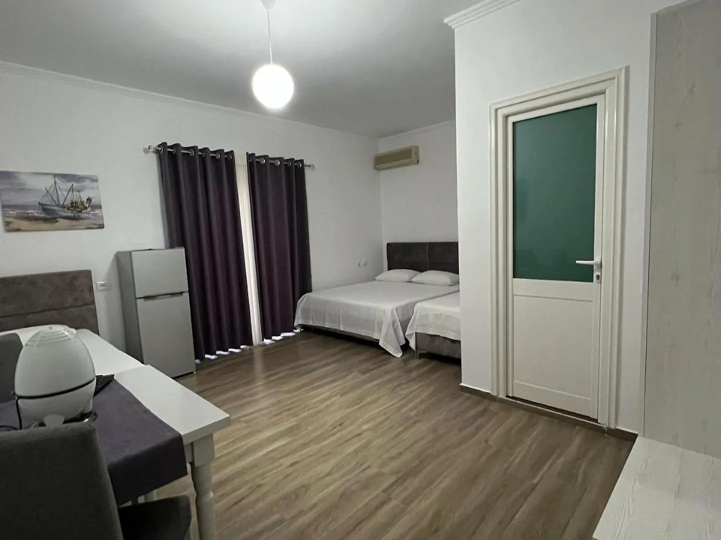 Red Rose Guest House Golem  Albania