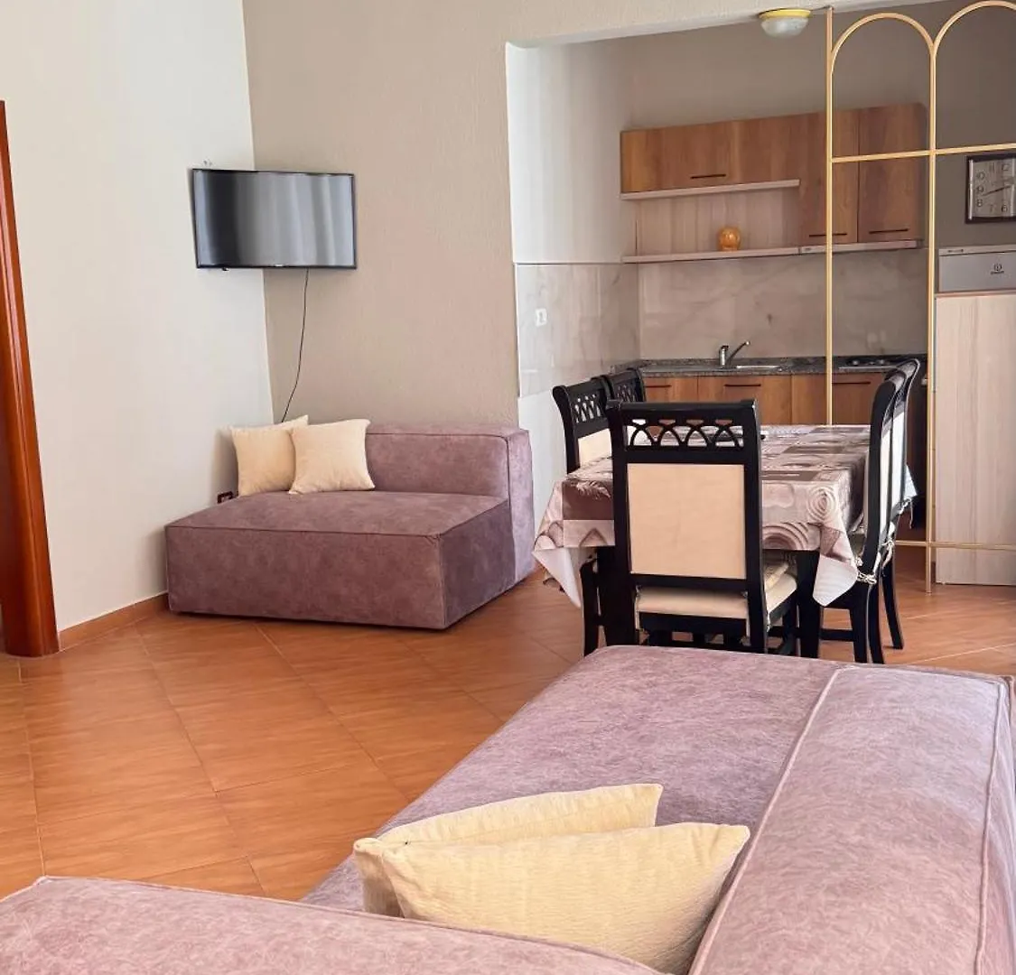 Red Rose Guest House Golem  2*, Golem (Tirana)